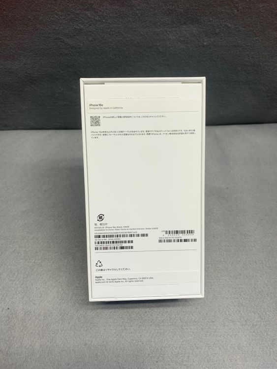 ����̤���� Apple���ȥ��� �ڸ����ݾ�ͭ���SIM�ե꡼ iPhone16e 128GB