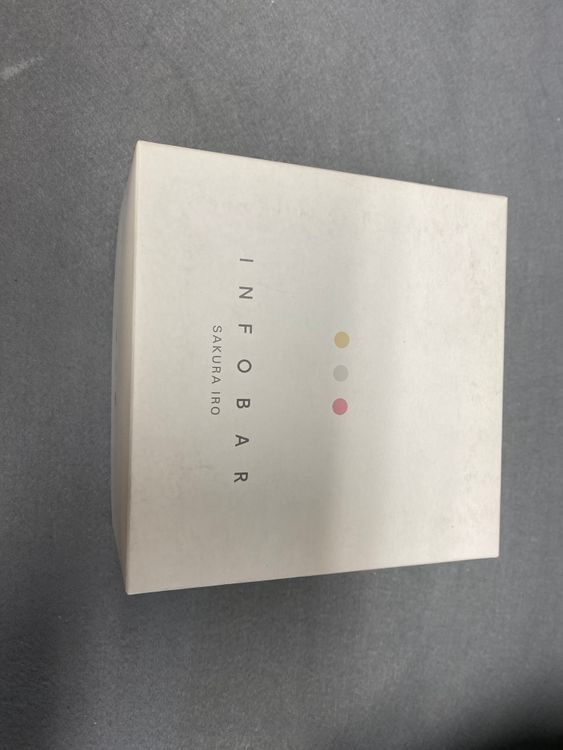 ����̤���ѡ�INFOBAR A03 SAKURA IRO��KYV33