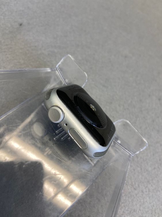 ���� Apple Watch ��1���� GPS��ǥ� 40mm 32GB ����С�����ߥ˥��ॱ����