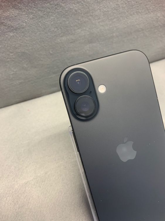 Ķ���� Apple���ȥ��� SIM�ե꡼ iPhone16 128GB �֥�å���