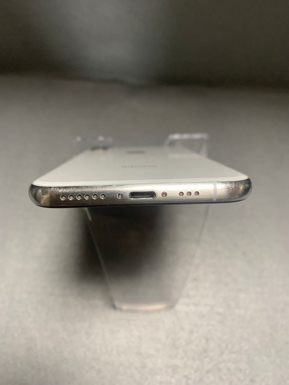 ���� ������ SIM�ե꡼ iPhoneXS 64GB ����С���
