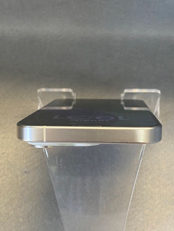 Ķ���ʡ������ǡ�SIM�ե꡼��iPhone15 Pro 256GB �ۥ磻�ȥ����˥��࿧