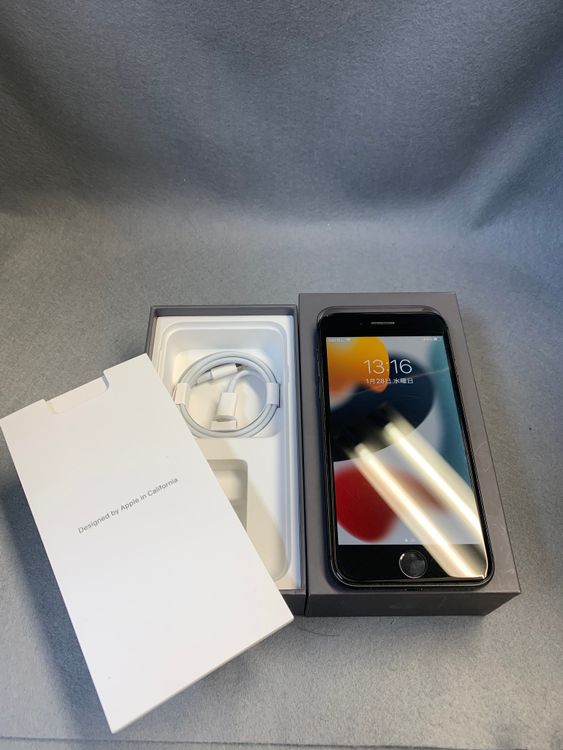 ���ʡ������ǡ�SIM�ե꡼��iPhone8��64GB ���ڡ������졼��