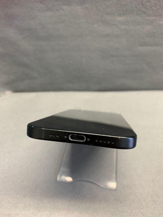 ���ʡ������ǡ�SIM�ե꡼��iPhone15 128GB �֥�å���
