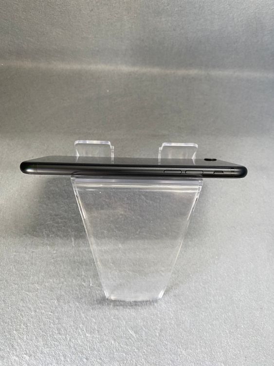 Ķ���ʡ������ǡ�SIM�ե꡼��iPhoneSE ��2���� 64GB �֥�å���