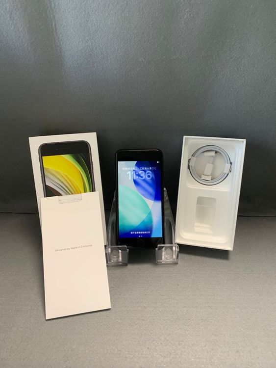 Ķ���� ������ SIM�ե꡼ iPhoneSE ��2���� 256GB �֥�å���