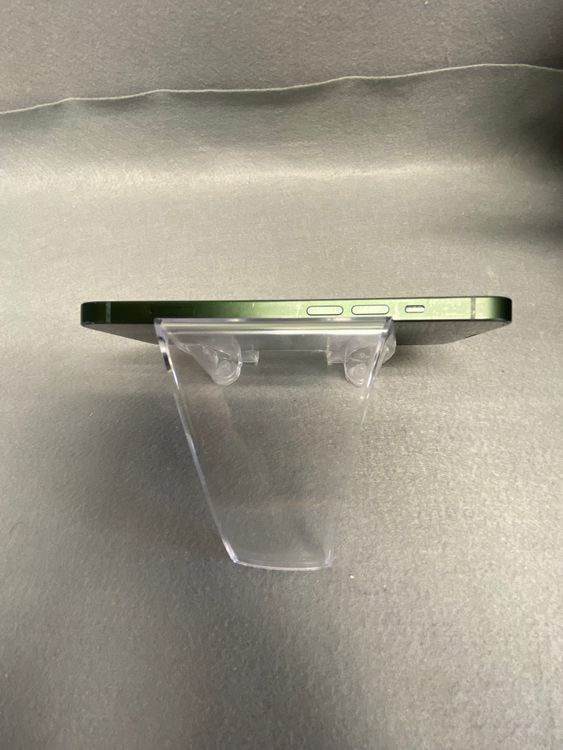 ���ʡ������ǡ�SIM�ե꡼��iPhone13 256GB ���꡼��