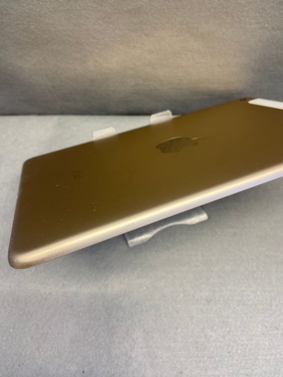 ���� ������ SIM�ե꡼ iPad mini ��4���� 128GB Cellular�� ������ɿ�