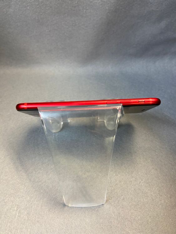���ʡ������ǡ�SIM�ե꡼��iPhone8 64GB ��åɿ�