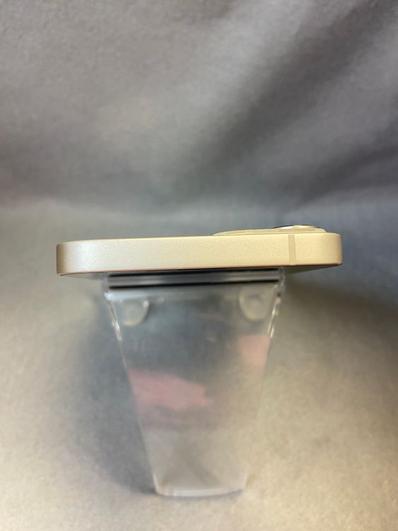 ���ʡ������ǡ�SIM�ե꡼��iPhone13�� 128GB���������饤�ȿ�