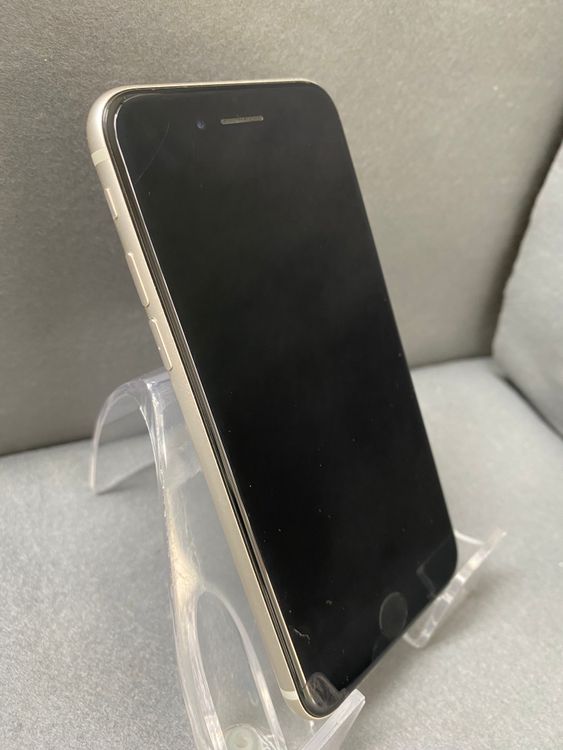 ��š������ǡ�SIM�ե꡼��iPhoneSE����3���� 64GB���������饤�ȿ�