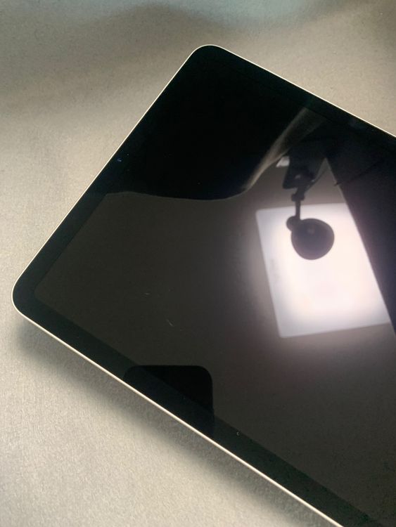  iPad Air 4 10.9 64GB WiFi С