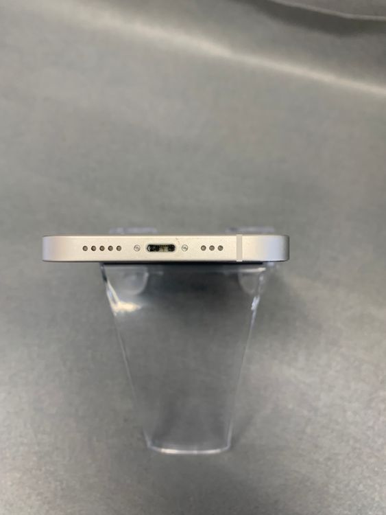 ���ʡ������ǡ�SIM�ե꡼��iPhone12��64GB���ۥ磻�ȿ�