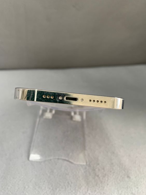 ���� ������ SIM�ե꡼ iPhone12 Pro 256GB ����С���