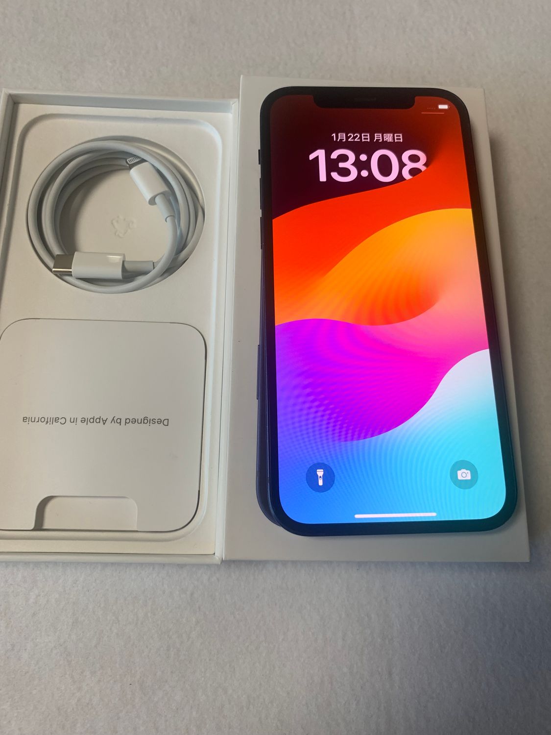 ムスビー｜美品 国内版 simフリー iPhone12 128GB バッテリー98