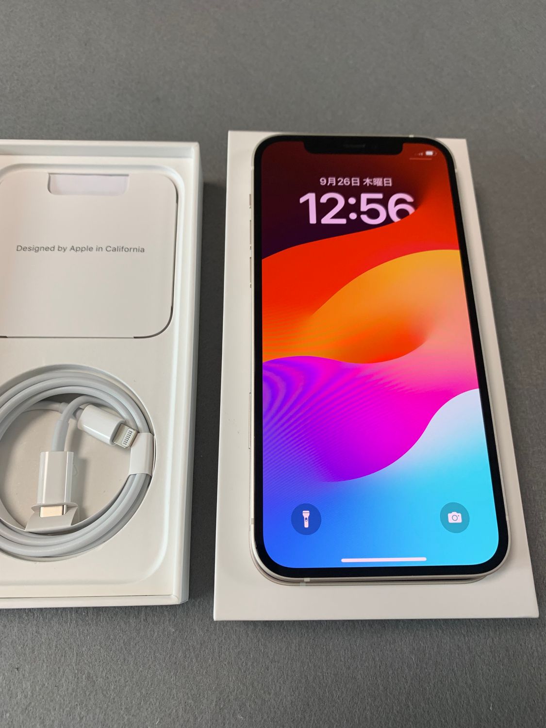 ムスビー｜超美品 国内版 SIMフリー iPhone12 128GB ホワイト色