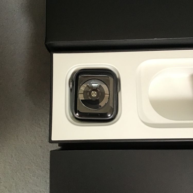 ʡApple  Watch Series4 GPSǥ 40mm 16GB ڡ쥤