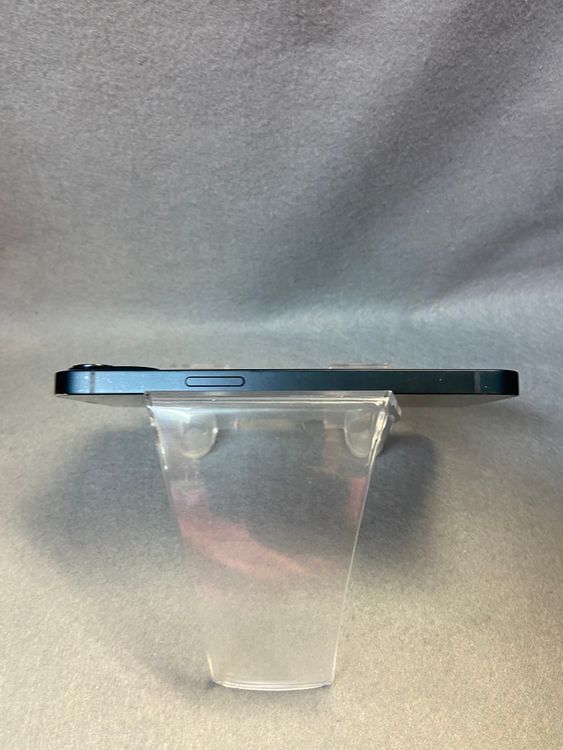 ���ʡ������ǡ�SIM�ե꡼��iPhone13�� 128GB���֥�å���