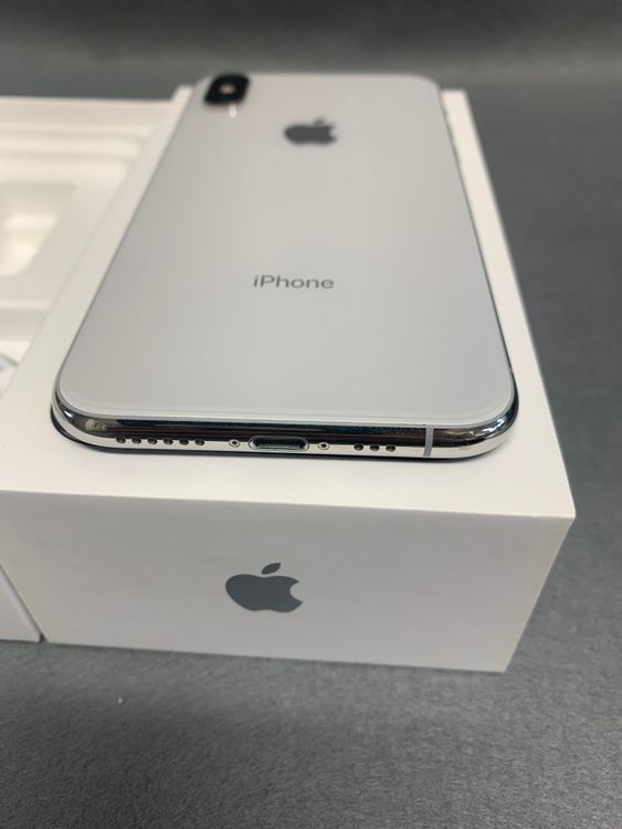 ���ʡ������ǡ�SIM�ե꡼��iPhone Xs�� 256GB ����С���