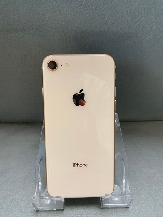  SIMե꡼ iPhone8 64GB ɿ