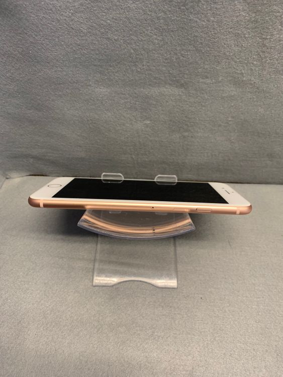 ���� ������ SIM�ե꡼ iPhone8 PLUS 64GB ������ɿ�
