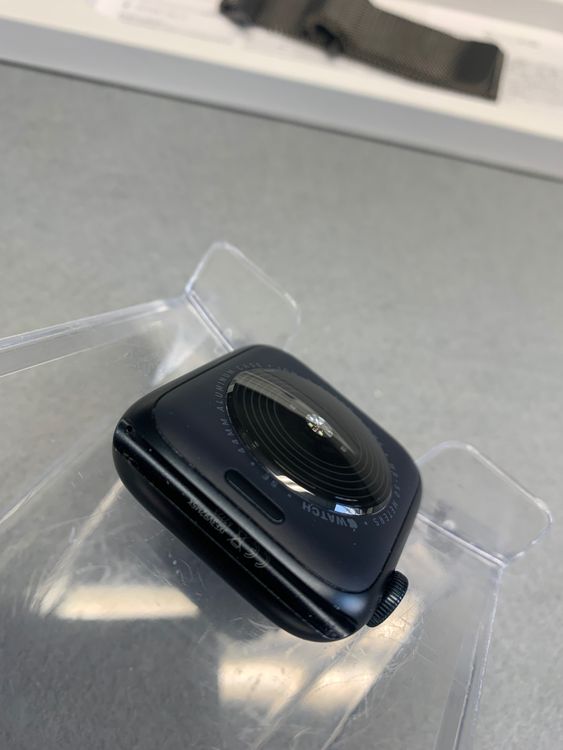 Ķ���� Apple Watch SE ��2���塡32GB GPS��ǥ� 44mm