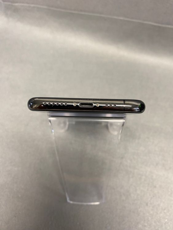 Ķ���ʡ������ǡ�SIM�ե꡼��iPhone11pro 64GB ���ڡ������쥤��
