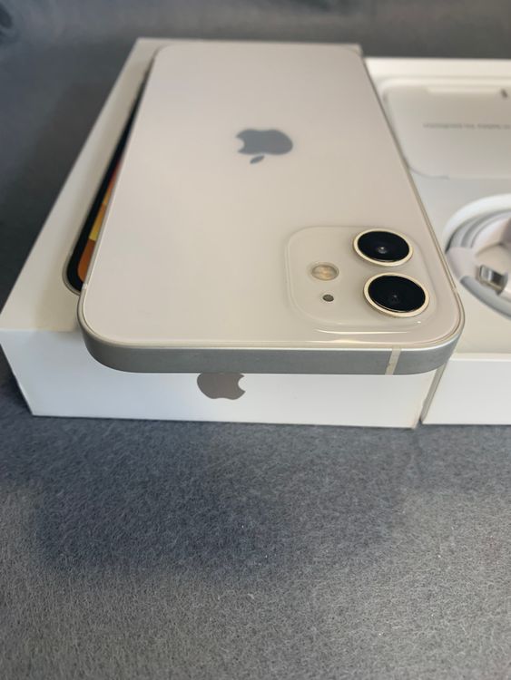 Ķ���ʡ������ǡ�SIM�ե꡼��iPhone12 64GB �ۥ磻�ȿ�