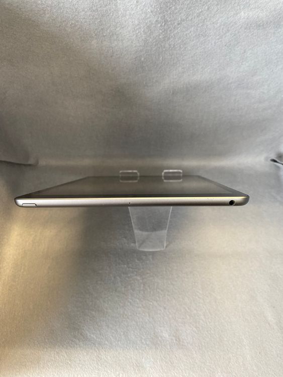 Ķ���ʡ������ǡ�iPad ��9���塡256GB Wi-Fi�ǡ����ڡ������졼��