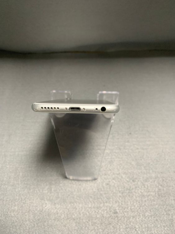   SIMե꡼ iPhone6s 64GB С