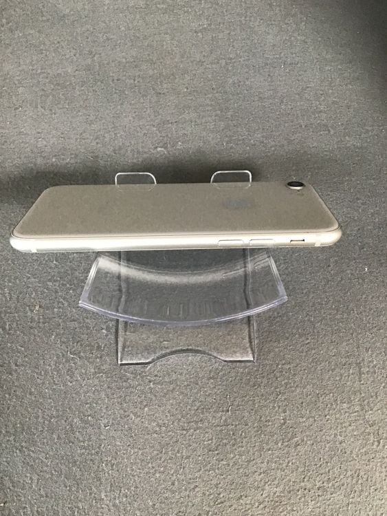   SIMե꡼ iPhone8 64GB С