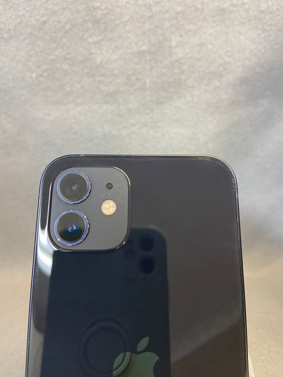 ���ʡ������ǡ�SIM�ե꡼��iPhone12��256GB �֥�å���