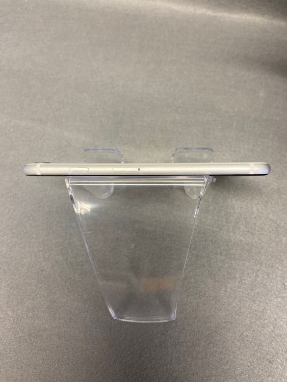 ���ʡ������ǡ�SIM�ե꡼��iPhoneSE����2���� 64GB���ۥ磻�ȿ�