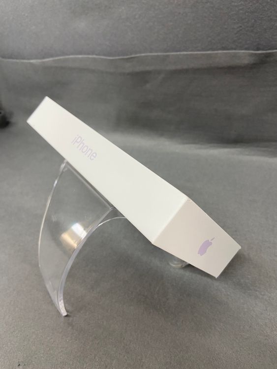 ����̤���� Apple���ȥ��� SIM�ե꡼ iPhone17 256GB��٥������
