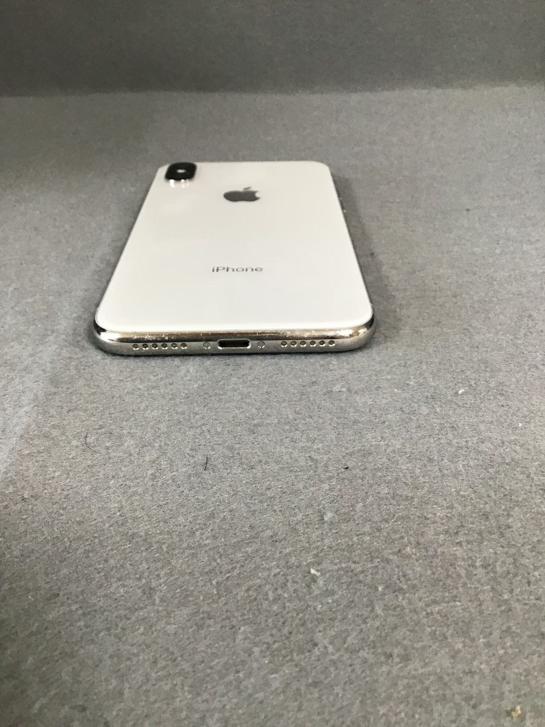 iPhone X 64GB - シルバー - Simフリー Amazon | 【整備済み品】Apple iPhone X 64GB シルバー SIM