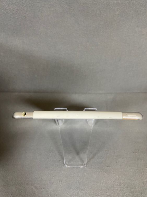 ������� ������ SIM�ե꡼ iPad mini ��3���� 16GB Cellular ����С�