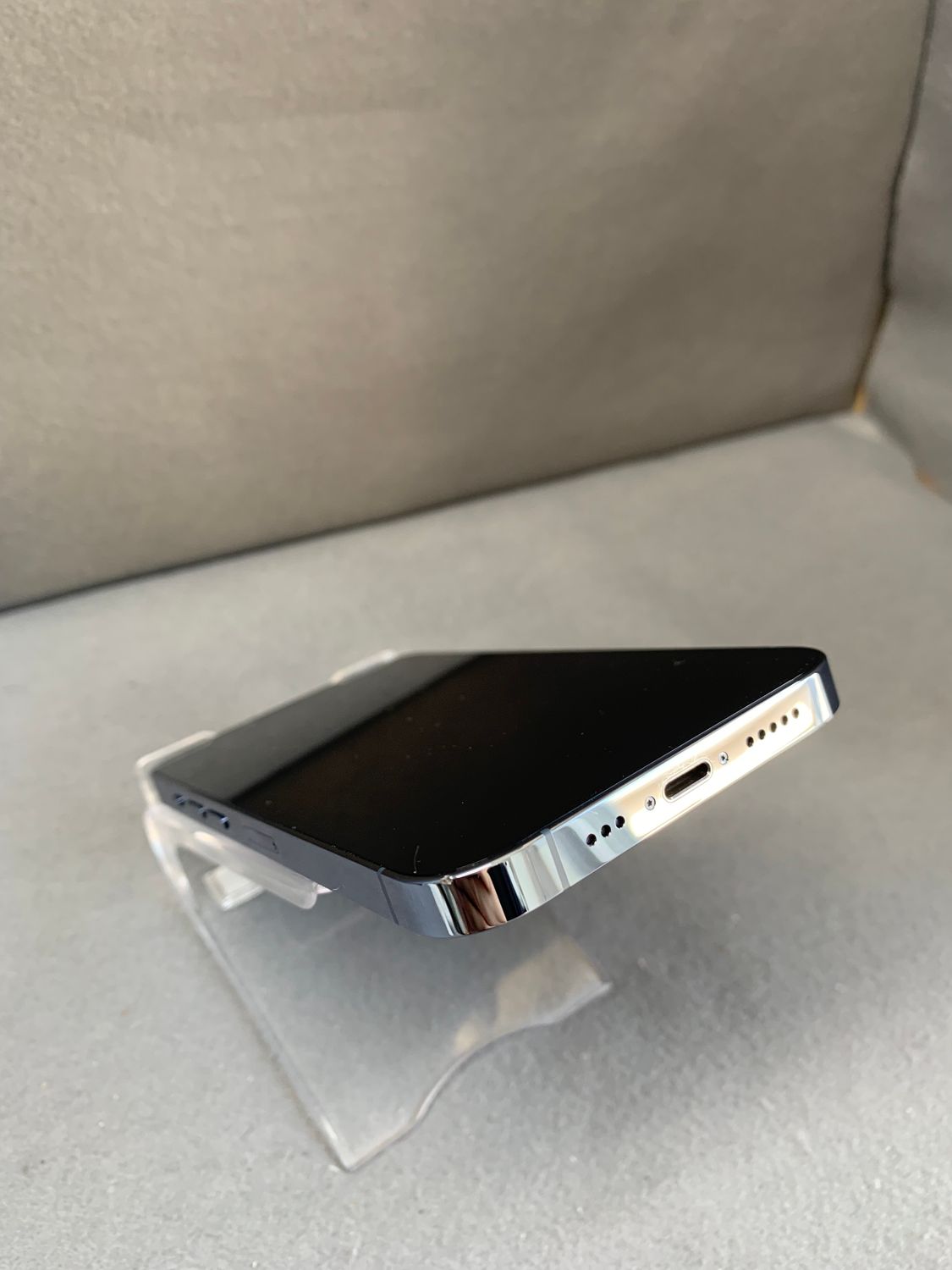 ムスビー｜美品 国内版 SIMフリー iPhone13 Pro 1TB シェラブルー色