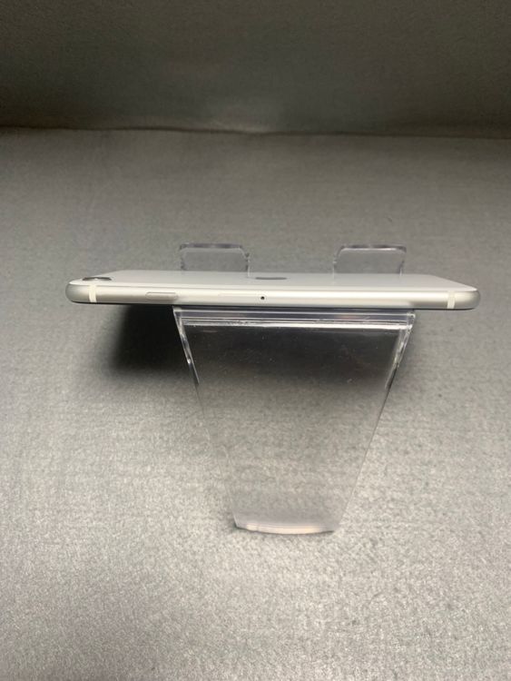 ���� ������ SIM�ե꡼ iPhoneSE ��2���� 64GB �ۥ磻�ȿ�