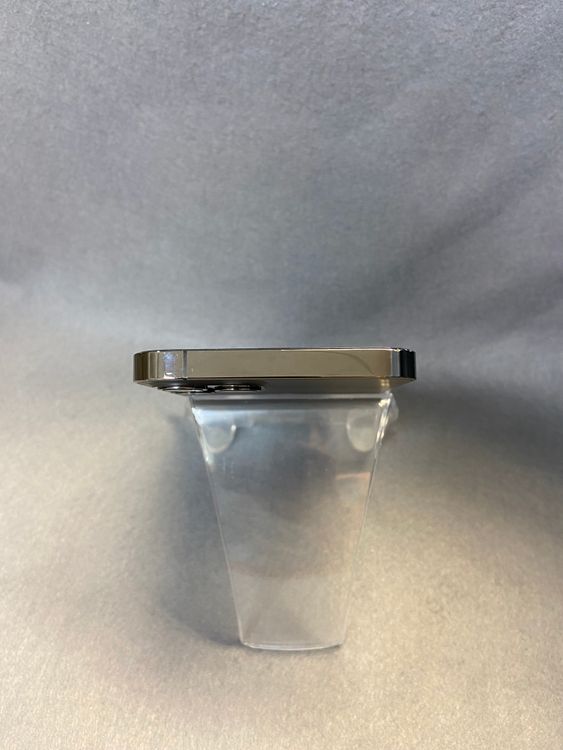 ���ʡ������ǡ�SIM�ե꡼��iPhone12 Pro 128GB ����ե����ȿ�