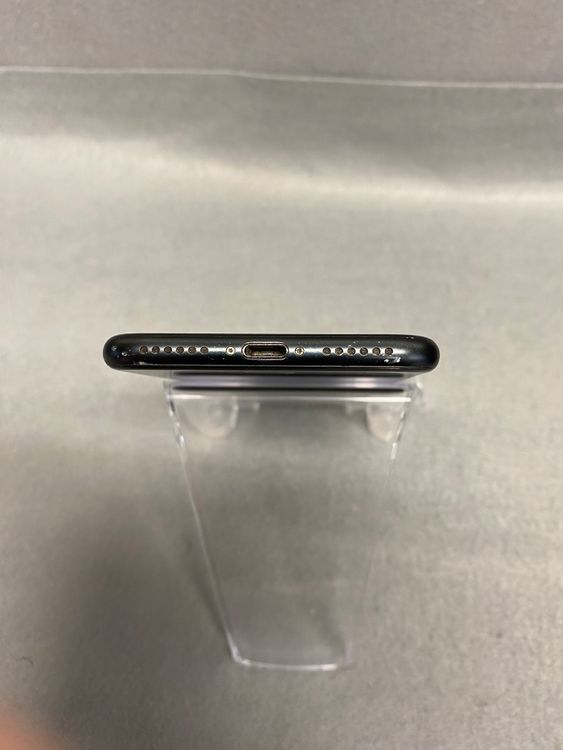 ������š������ǡ�SIM�ե꡼��iPhone7 32GB �֥�å���