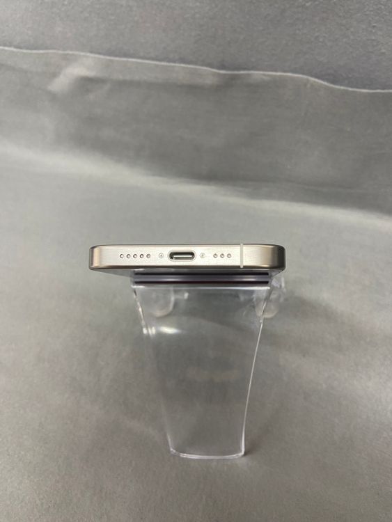 ����̤���ѡ� ������ SIM�ե꡼iPhone15 Pro 256GB �ۥ磻�ȥ����˥��࿧