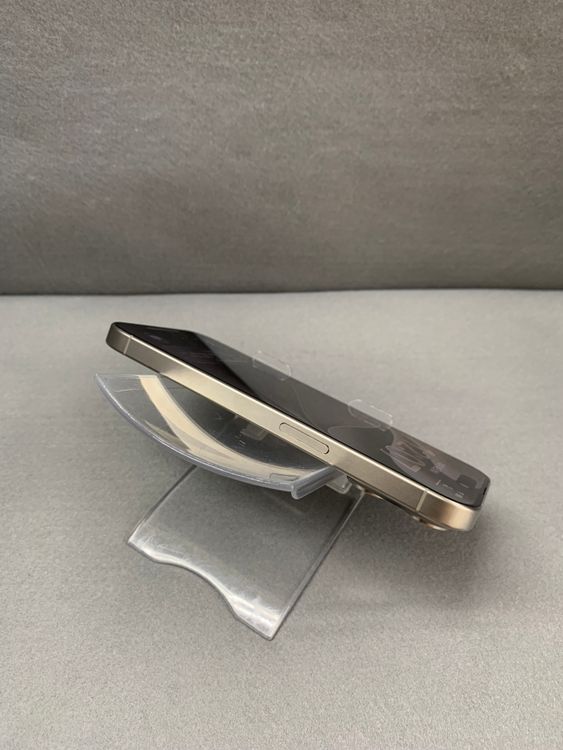 Ķ���� Apple���ȥ��� SIM�ե꡼ iPhone15 Pro 256GB