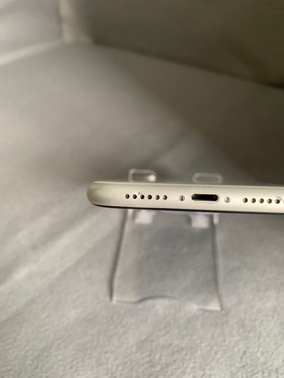 ���ʡ������ǡ�SIM�ե꡼��iPhoneXR��64GB �ۥ磻�ȿ�