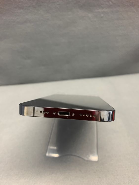 ���ʡ������ǡ�SIM�ե꡼��iPhone13 Pro 256GB  ����ե����ȿ�