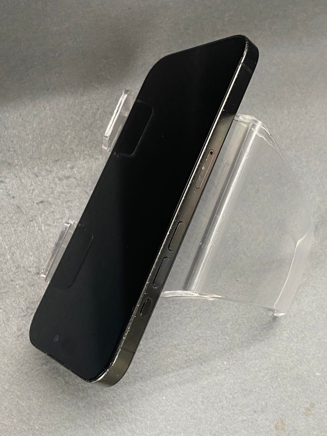 ムスビー｜美品 海外版 SIMフリー iPhone15 Pro 256GB ブラック