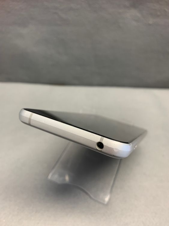 ������� ������ SIM�ե꡼ AQUOS sense3 basic 32GB ����С���