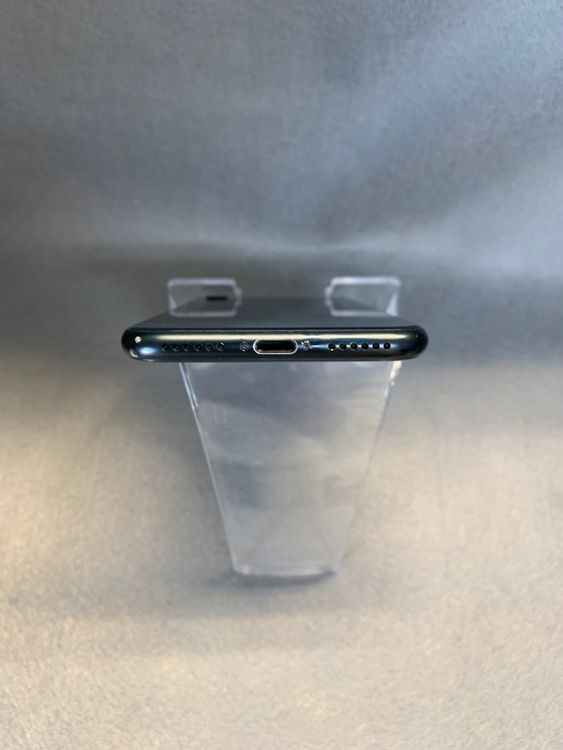 ������� ������ SIM�ե꡼ iPhoneSE ��3���� 128GB �ߥåɥʥ��ȿ�