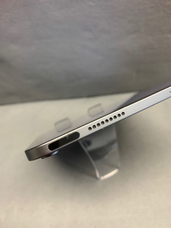 ���� ������ iPad Air ��5���� 10.9����� 64GB Wi-Fi�� ���ڡ������졼��