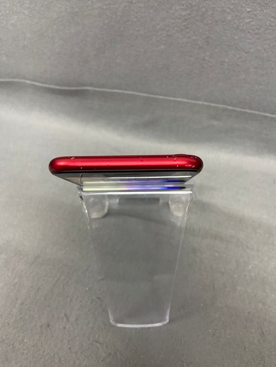 ���ʡ������ǡ�SIM�ե꡼��iPhoneSE�裳���� 128GB  ��åɿ�