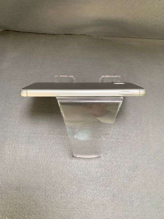 Ķ  SIMե꡼ AQUOS sense3 basic 32GB С